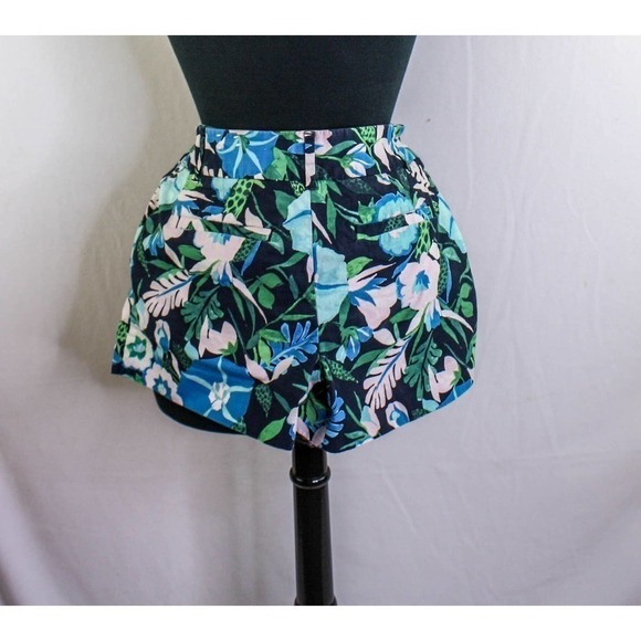 Ann Taylor LOFT The Riviera Short Tropical Floral Print Blue Green White… - Picture 2 of 2